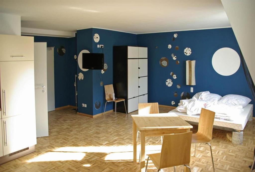 Apartment,779105025:JPEG